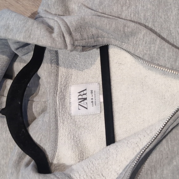 Zara kids 8-9 zip hoodie - Picture 2 of 2